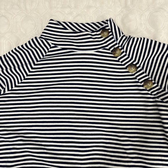 Vineyard Vines Women's Sz M White Navy Blue Striped Sweater Long Sleeve Nautical - Picture 5 of 8
